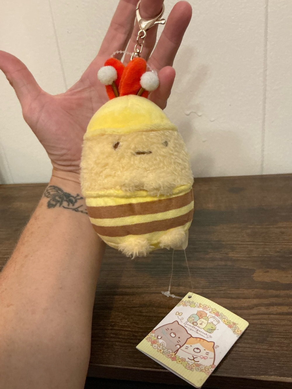 NWT San-X Sumikko Gurashi Ebifurai no Shippo Bee Plush Toy Keychain Keyring